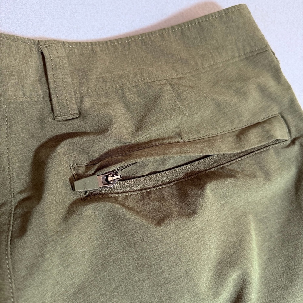 Duluth Trading Men’s 32x32 Green Overachinos Standard Fit Pants Outdoor Workwear - Picture 6 of 9